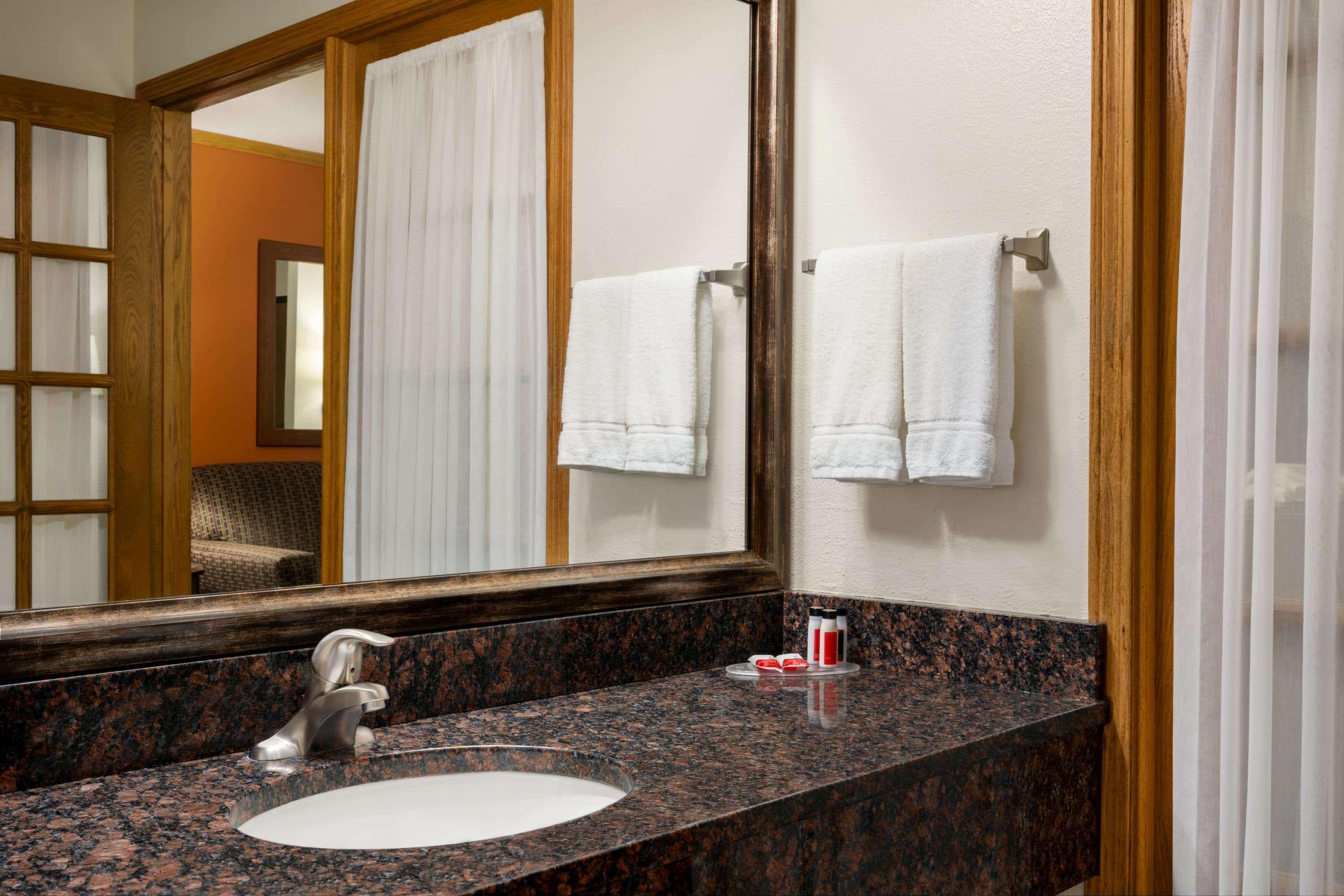 Americinn By Wyndham Virginia Exteriér fotografie